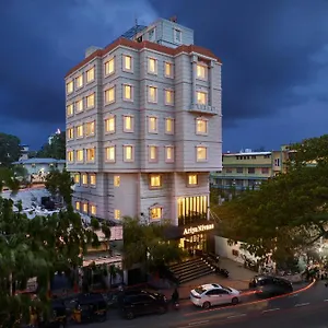 3* Hotel Ariya Nivaas A Vegetarian